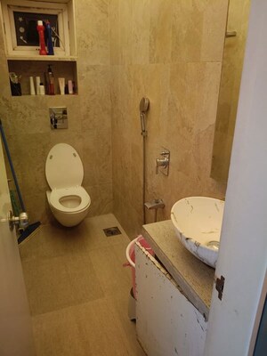 Bathroom in 1.5 BHK Apartment at Maimoon Apartment, Prabhadevi – for Rent
