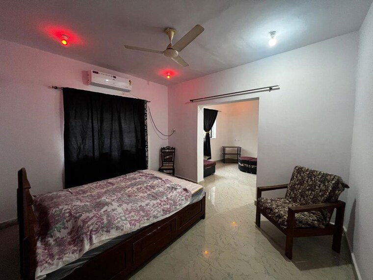 Bedroom, ucassaim 5 Bedroom 2000 Sq.Ft. Builder Floor In Ucassaim Goa 10458349