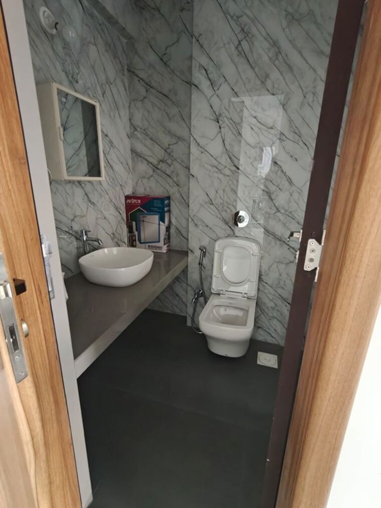Bathroom, rohan-mithila 3 Bedroom 1600 Sq.Ft. Apartment In Viman Nagar Pune 10458338