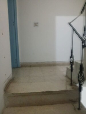 Room in 3 BHK Builder Floor at Alaknanda – for Sale