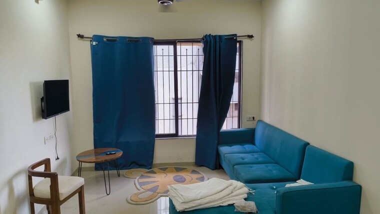 Living Room, suncity-complex 2 Bedroom 650 Sq.Ft. Apartment In Powai Mumbai 10458361