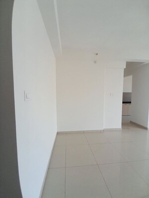 Furnished Amenities in 2 BHK Apartment at Dosti Eastern Bay, Wadala – for Sale