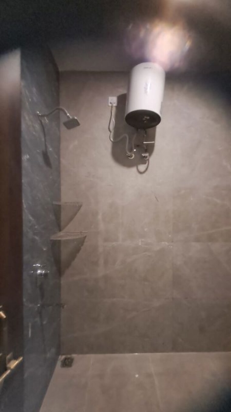 Bathroom, mahalaxmi-madhav-residency 1 Bedroom 700 Sq.Ft. Independent House In Kedar Puram Dehradun 10458388