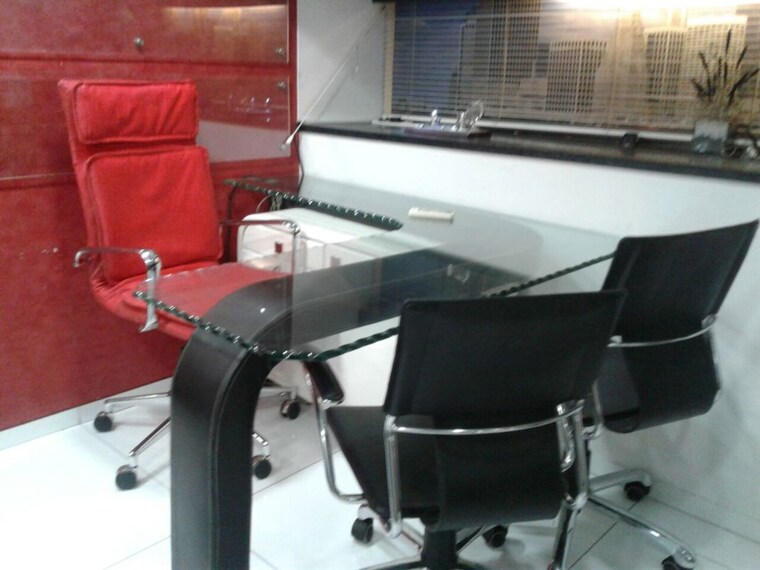Team Area, om-heera-panna-mall Commercial Office Space 300 Sq.Ft. In Andheri West Mumbai 10458474