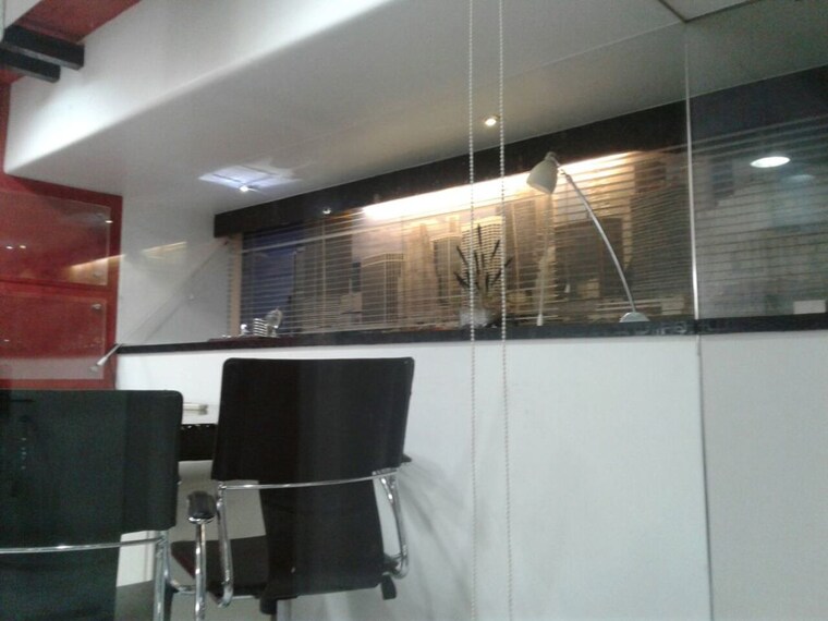Team Area, om-heera-panna-mall Commercial Office Space 300 Sq.Ft. In Andheri West Mumbai 10458474