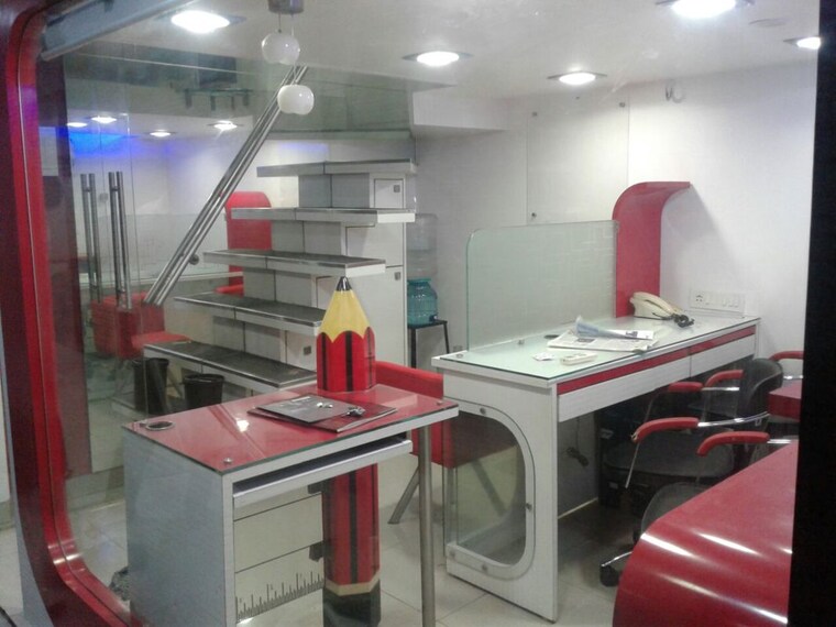 Team Area, om-heera-panna-mall Commercial Office Space 300 Sq.Ft. In Andheri West Mumbai 10458474