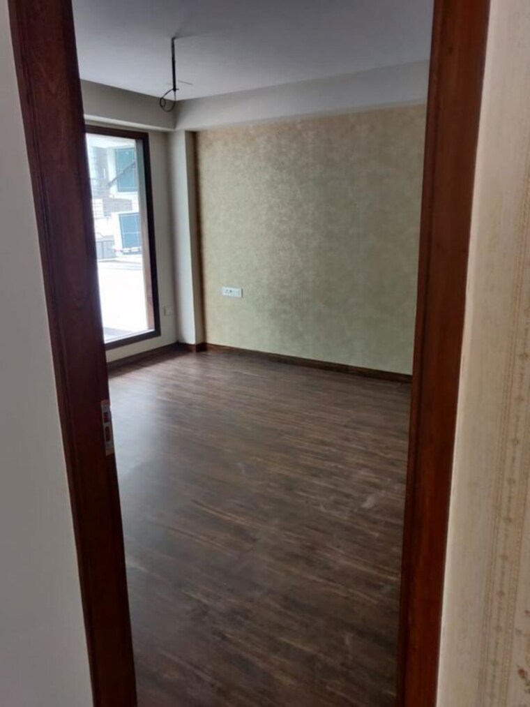 Room, uppal-southend 3 Bedroom 1850 Sq.Ft. Builder Floor In Sector 49 Gurgaon 10458499