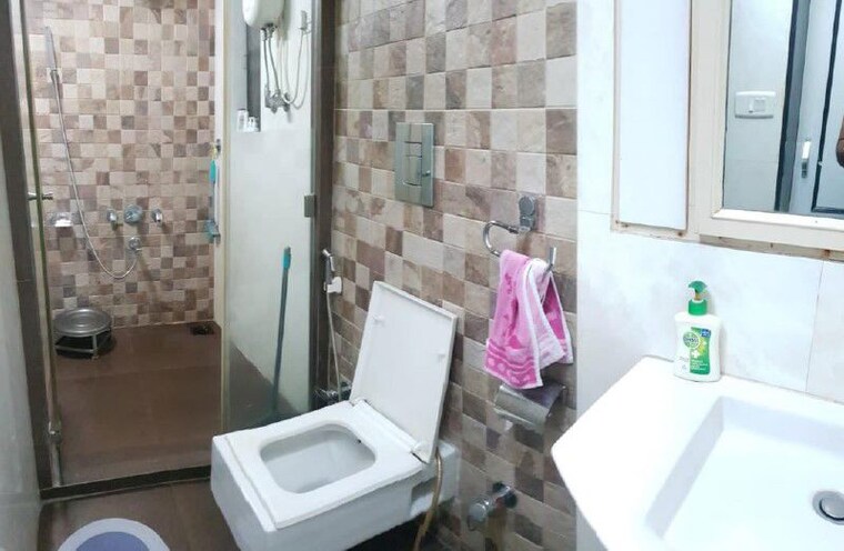 Bathroom, wadala west 3 Bedroom 1500 Sq.Ft. Apartment In Wadala West Mumbai 10454100
