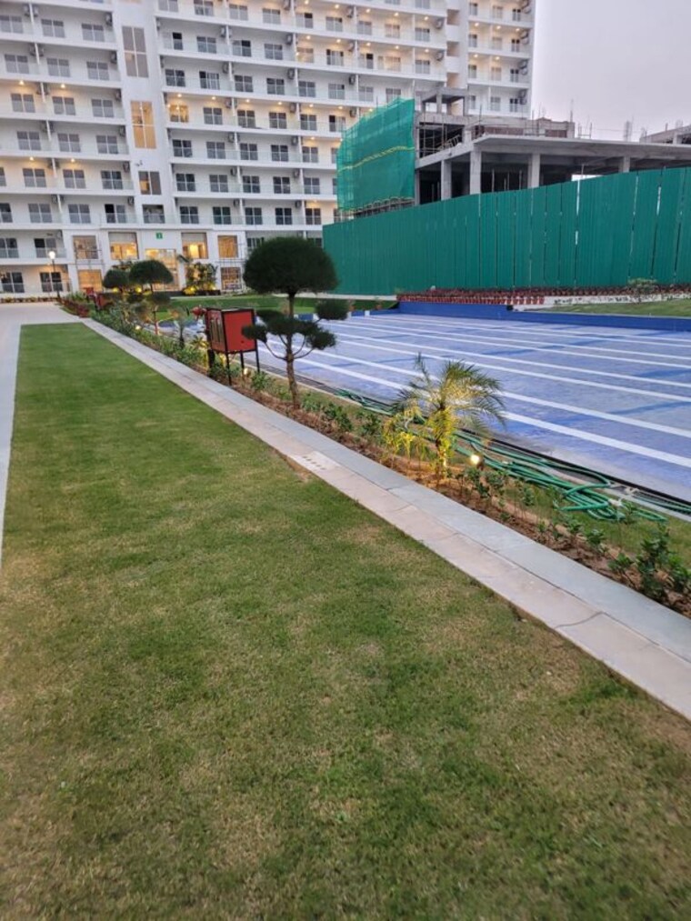 Balcony, central-park-flower-valley-aqua-front-towers 4 Bedroom 2600 Sq.Ft. Apartment In Sohna Sector 33 Gurgaon 10458496