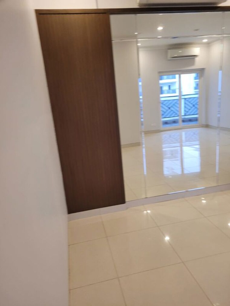 undefined, central-park-flower-valley-aqua-front-towers 4 Bedroom 2600 Sq.Ft. Apartment In Sohna Sector 33 Gurgaon 10458496