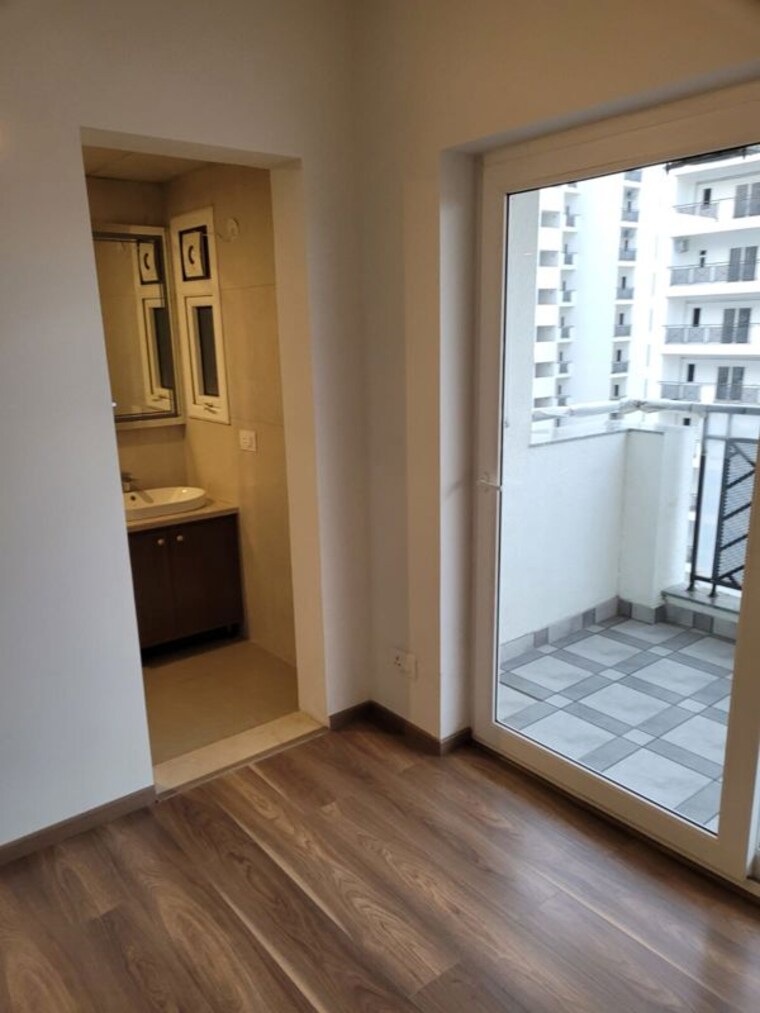 Room, central-park-flower-valley-aqua-front-towers 4 Bedroom 2600 Sq.Ft. Apartment In Sohna Sector 33 Gurgaon 10458496