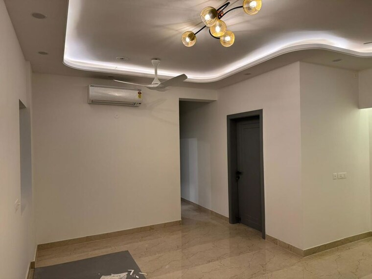 Room, central-park-flower-valley-aqua-front-towers 4 Bedroom 2600 Sq.Ft. Apartment In Sohna Sector 33 Gurgaon 10458496