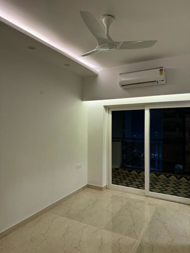 Room, central-park-flower-valley-aqua-front-towers 4 Bedroom 2600 Sq.Ft. Apartment In Sohna Sector 33 Gurgaon 10458496