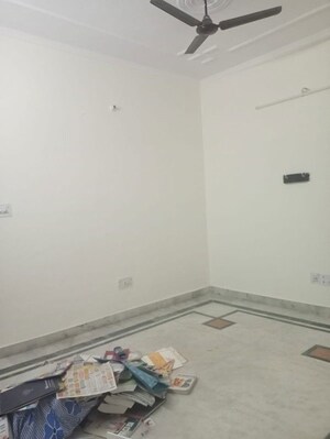 Room in 2 BHK Independent House at Sector 4 – for Rent