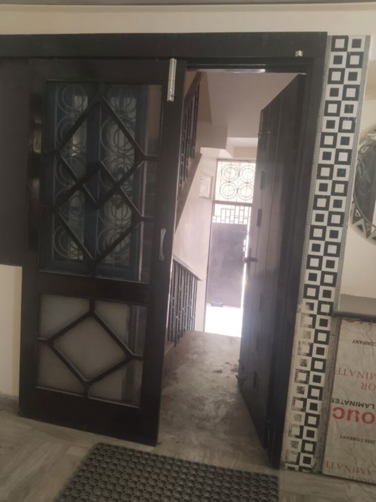 undefined, chittaranjan park 2.5 Bedroom 1400 Sq.Ft. Builder Floor In Chittaranjan Park Delhi 10458594