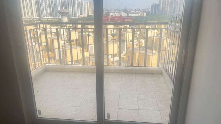 Balcony, amrapali-centurian-park 3 Bedroom 1400 Sq.Ft. Apartment In Tech Zone 4 Greater Noida Greater Noida 10458591