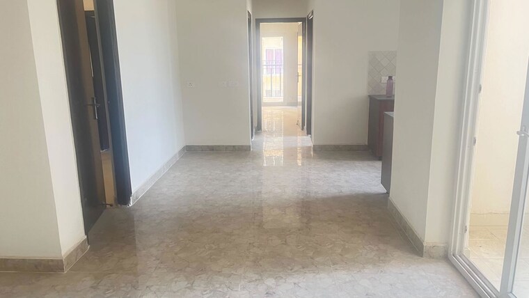Room, amrapali-centurian-park 3 Bedroom 1400 Sq.Ft. Apartment In Tech Zone 4 Greater Noida Greater Noida 10458591