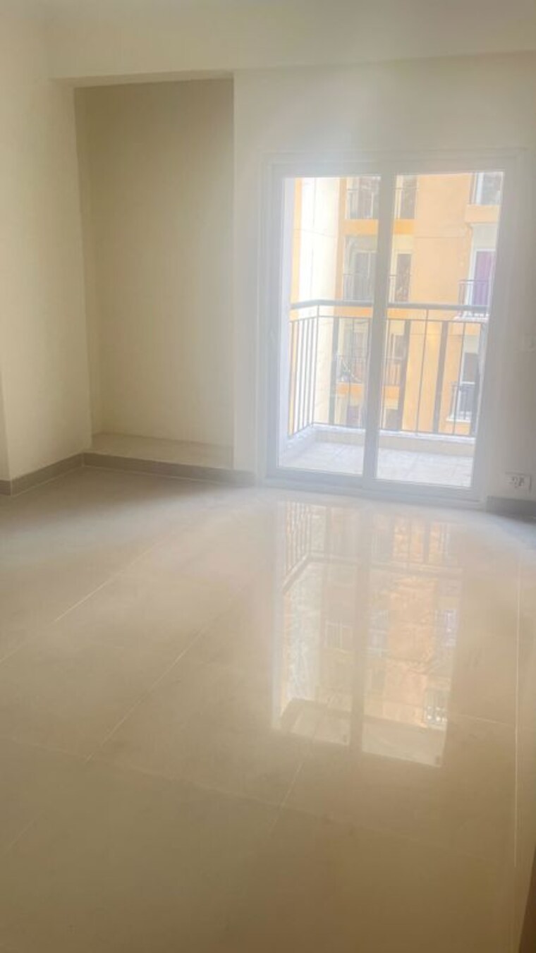 Room, amrapali-centurian-park 3 Bedroom 1400 Sq.Ft. Apartment In Tech Zone 4 Greater Noida Greater Noida 10458591