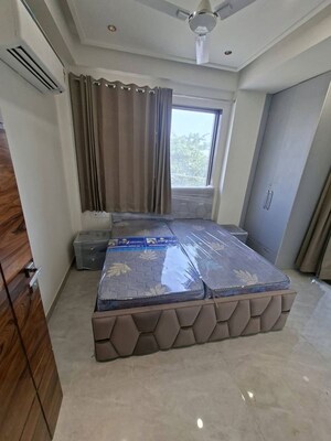 2 BHK Apartment For Rent in Saket