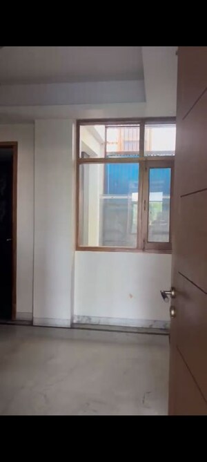 Room in 2 BHK Independent House at Noida Authority Apartment, Sector 99 – for Rent