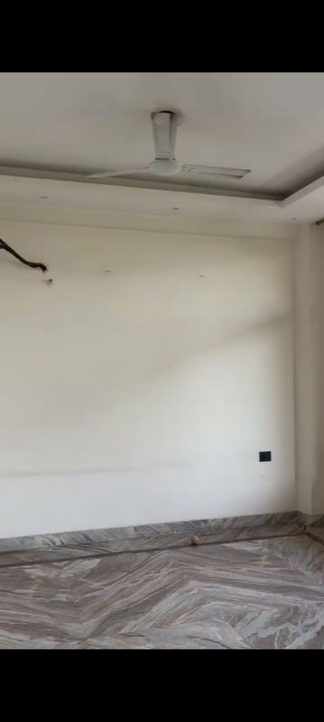 2 BHK + Extra Room 1400 Sq.Ft. Independent House in Noida Authority Apartment