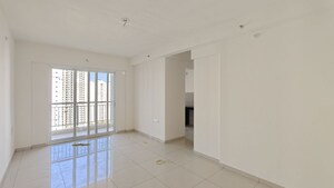 Room in 3 BHK Apartment at Godrej Emerald, Ghodbunder Road – for Rent