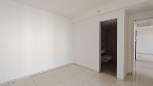 Room in 3 BHK Apartment at Godrej Emerald, Ghodbunder Road – for Rent