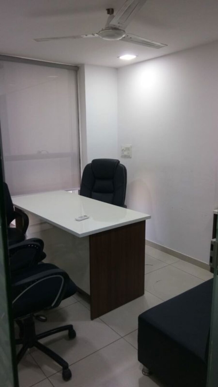 Team Area, shyamal Commercial Office Space 690 Sq.Ft. In Shyamal Ahmedabad 10458642