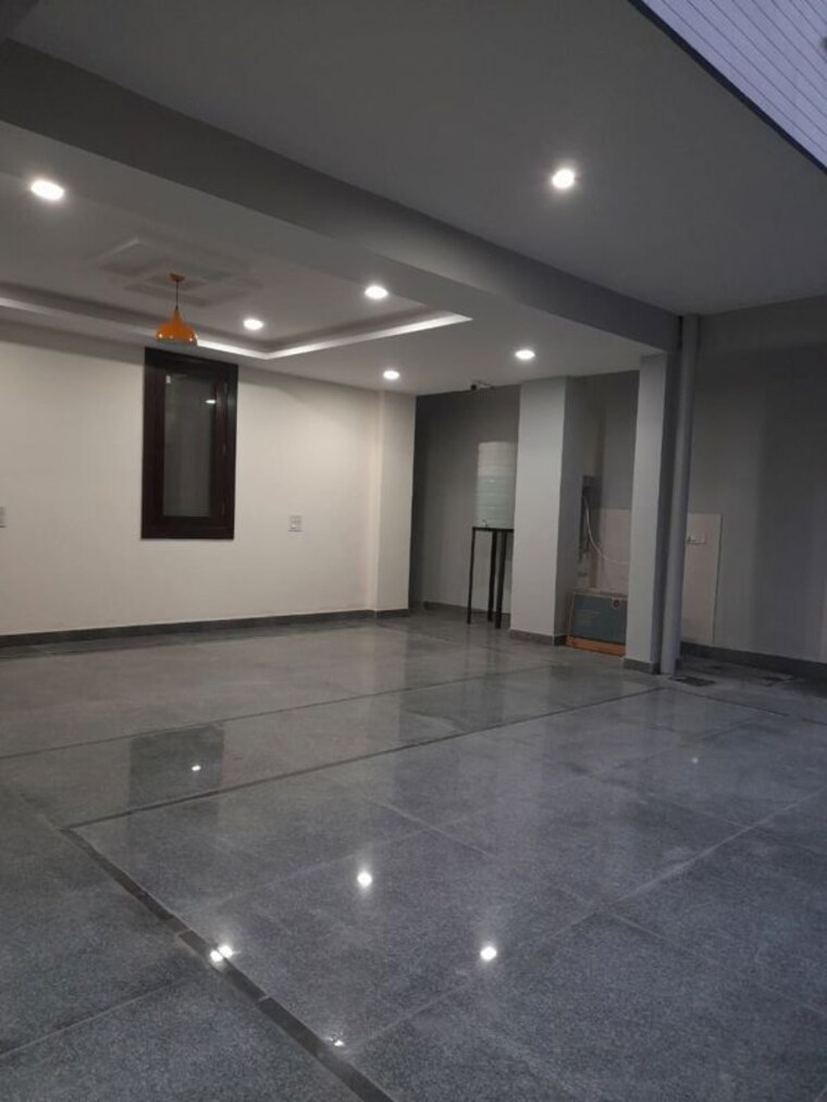 Room, sector 14 1 RK 391 Sq.Ft. Independent House In Sector 14 Gurgaon 10458650