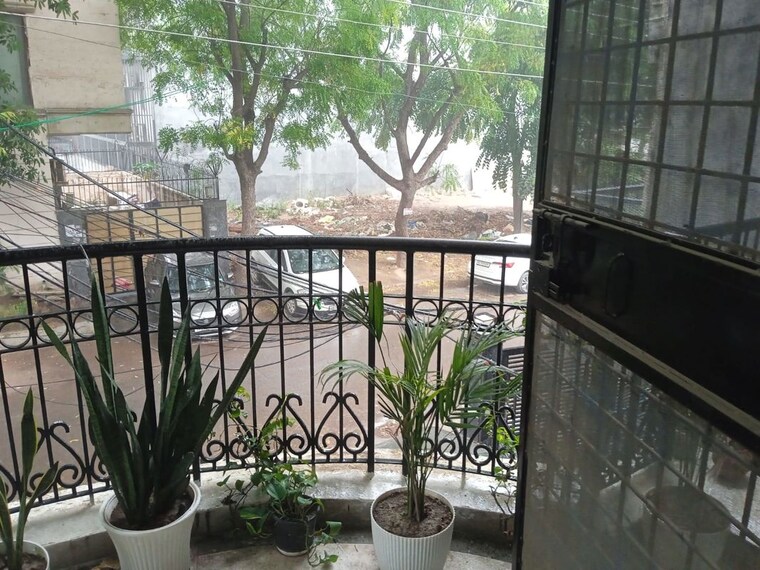 Balcony, sushant-lok-2 2 Bedroom 1200 Sq.Ft. Builder Floor In Sector 57 Gurgaon 10458641