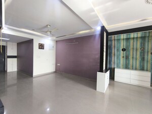 Room in 3 BHK Apartment at Prajay Megapolis, Kukatpally – for Rent