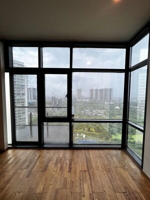 Room in 4 BHK Apartment at Ireo The Grand Arch, Sector 58 – for Sale