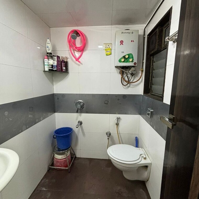 Team Area, borivali west 1 Bedroom 440 Sq.Ft. Apartment In Borivali West Mumbai 10458687