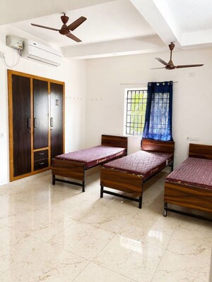  6 BHK Independent House at Thoraipakkam – for Rent