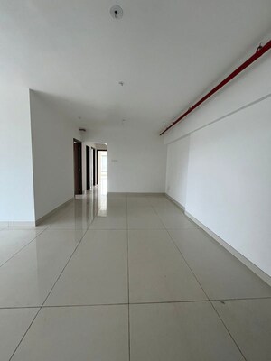 Room in 3 BHK Apartment at Arkade Crown, Borivali West – for Sale