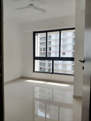 Bedroom in 2 BHK Apartment at Sunteck Avenue 2, Goregaon West – for Rent