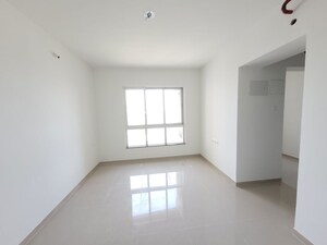 Room in 2 BHK Apartment at Puranik City Reserva, Ghodbunder Road – for Rent