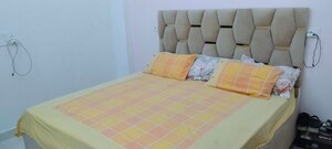 Bedroom in 2 BHK Builder Floor at Sector 42 – for Rent