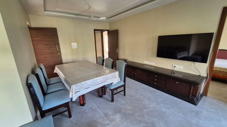Living Room, gym-view 2 Bedroom 800 Sq.Ft. Apartment In Khar West Mumbai 10458715