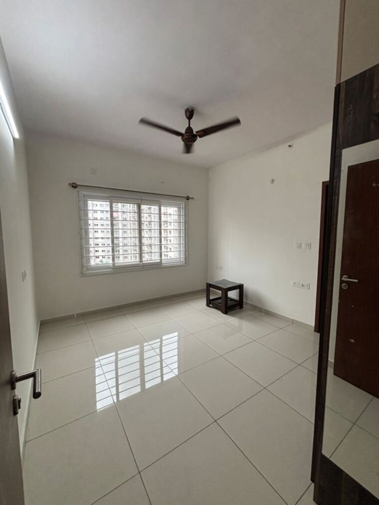 Bathroom, l-t-raintree-boulevard 2.5 Bedroom 1658 Sq.Ft. Apartment In Hebbal Bangalore 10458732