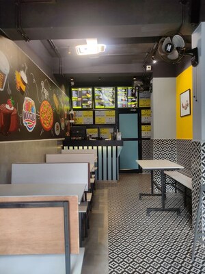 Team Area in  Shop at Subhash Nagar – for Rent