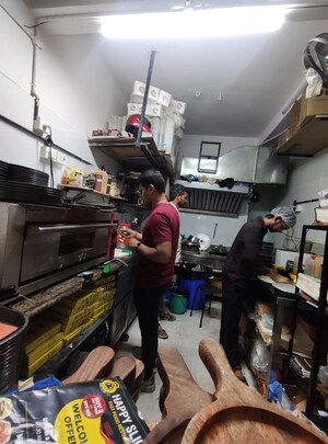  Shop For Rent in Subhash Nagar
