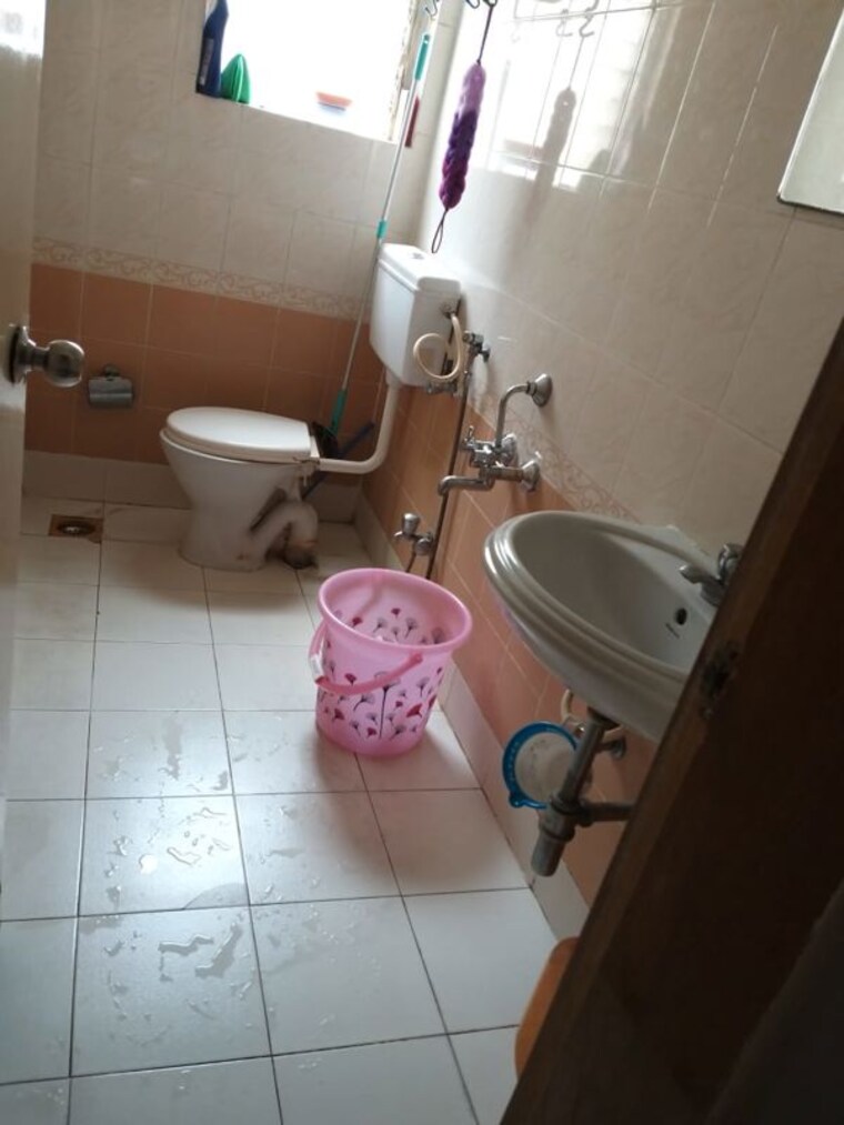 Bathroom, empire-estate-federation-2 2 Bedroom 1020 Sq.Ft. Penthouse In Pimpri Chinchwad Pcmc Pune 10458754