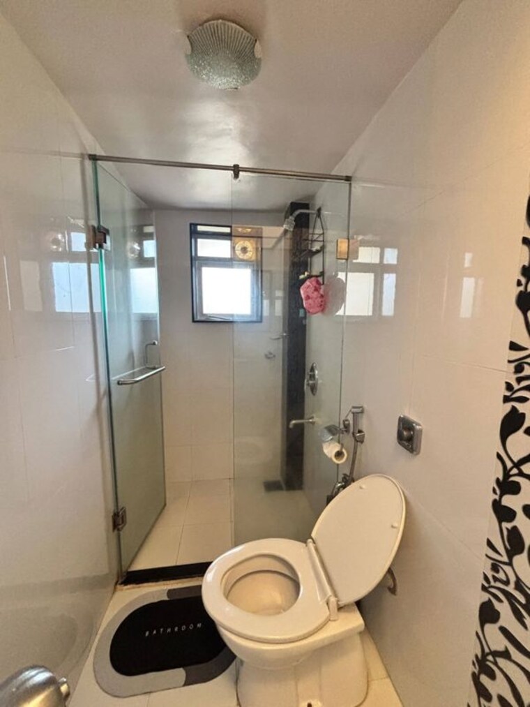 Bathroom, rachana-chs-bandra-west 2 Bedroom 900 Sq.Ft. Apartment In Bandra West Mumbai 10458676