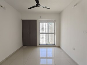 Room in 3 BHK Apartment at Godrej Emerald, Ghodbunder Road – for Rent