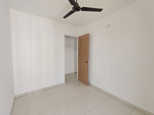 Room in 3 BHK Apartment at Godrej Emerald, Ghodbunder Road – for Rent
