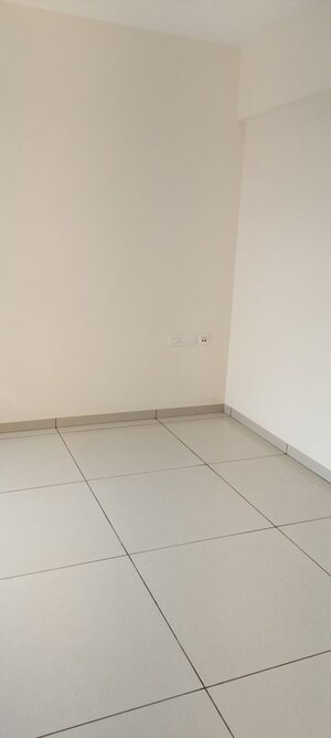 1 BHK Apartment For Rent in Roswalt Ray, Dahisar East