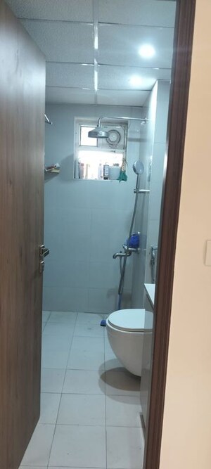Bathroom in 3 BHK Apartment at Bellandur – for Rent