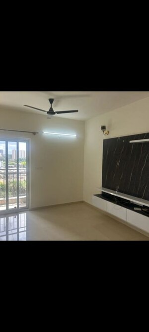 Room in 2 BHK Apartment at Bren Northern Lights, Jakkuru – for Rent