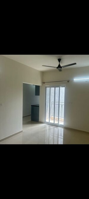 Room in 2 BHK Apartment at Bren Northern Lights, Jakkuru – for Rent